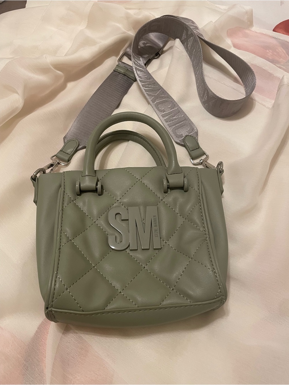 Steve Madden crossbody bag